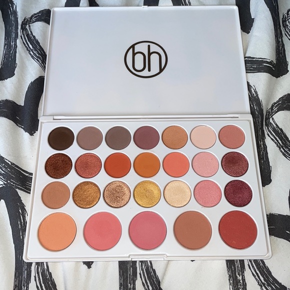 BH Cosmetics Palette - Picture 1 of 4